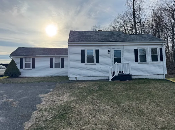 1571 Main St N, Woodbury, CT 06798