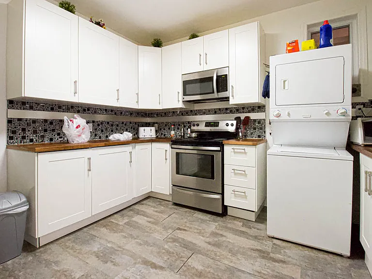 233 Arlington Ave #1 — Photo 4