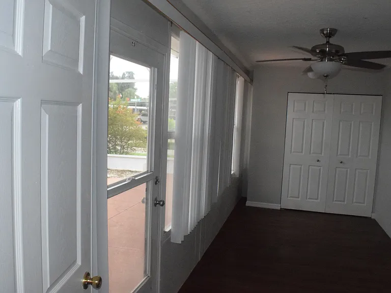 1125 Apple Ter #1125 — Photo 33