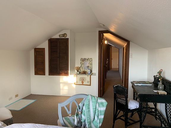 3rd image of 2534 Palmer Ave #2534