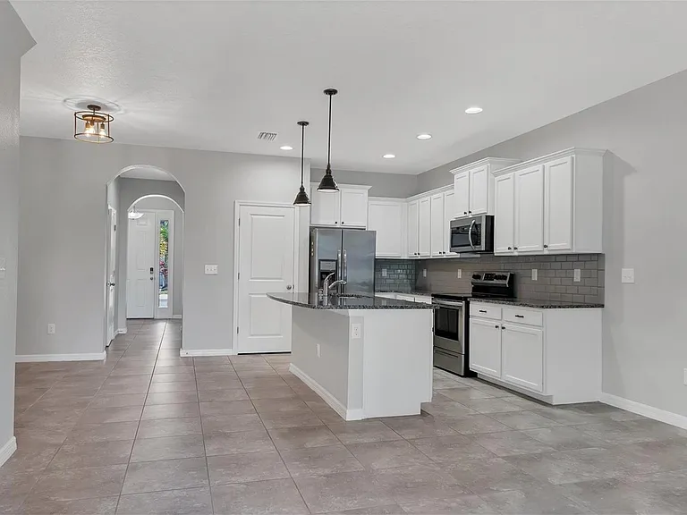8657 Palmer Park Cir — Photo 13