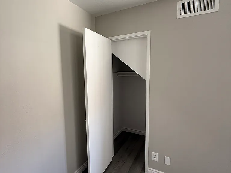 1424 N Donacy Way #1-4 — Photo 4