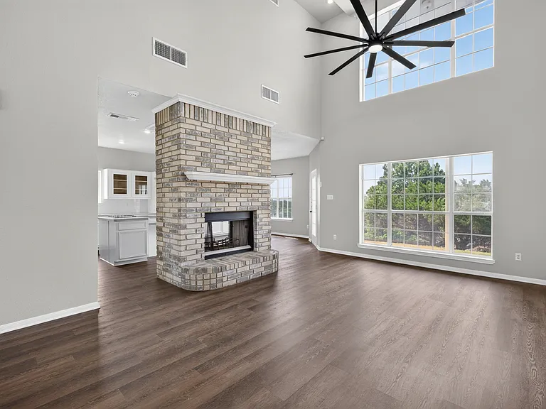 1810 Mesa Oaks Cir — Photo 8