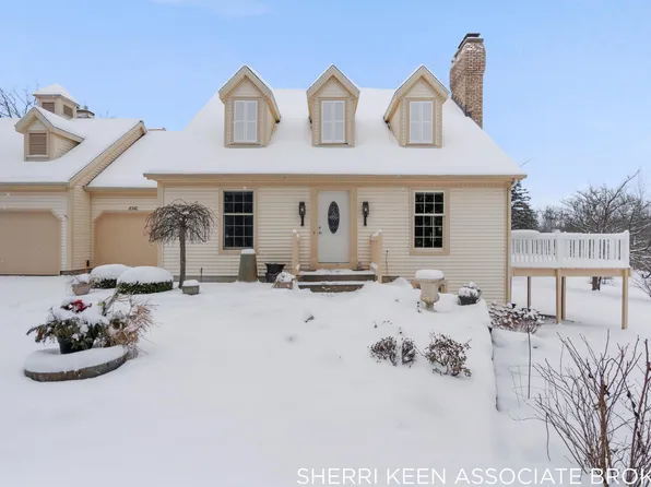 8310 Wallinwood Springs Dr #1, Jenison, MI 49428