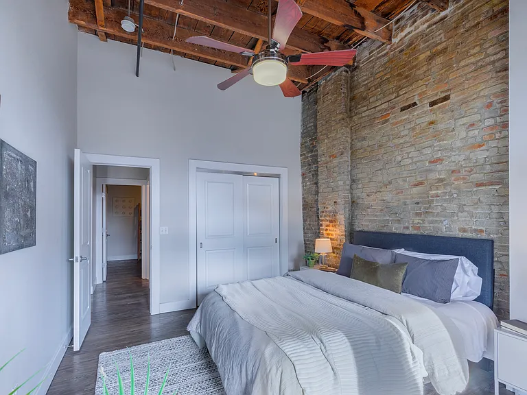 1808 Chouteau Ave — Photo 12