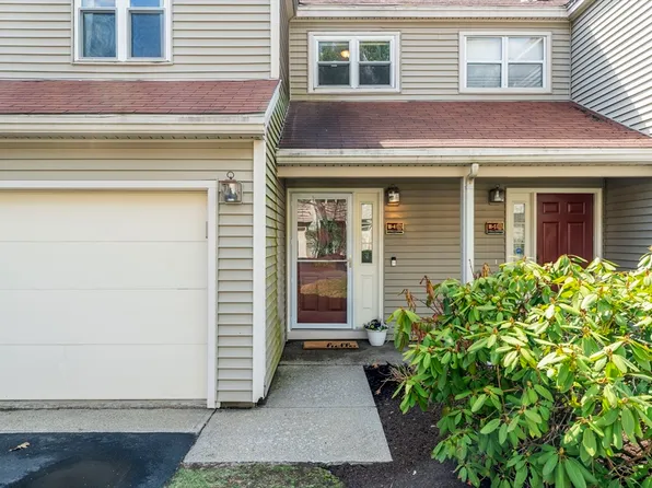 18 Thayer Pond Dr #4, Oxford, MA 01540