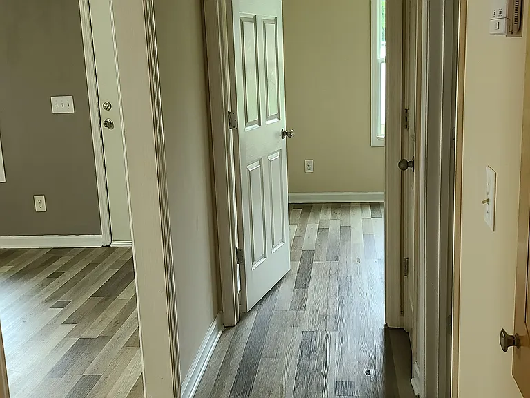 Hall between two bedrooms