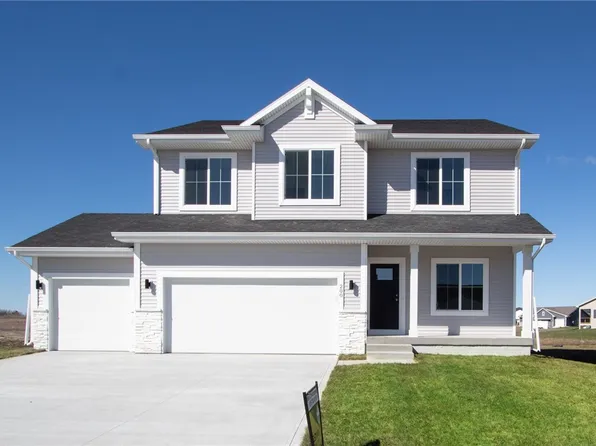 200 Creekside Dr SW, Bondurant, IA 50035