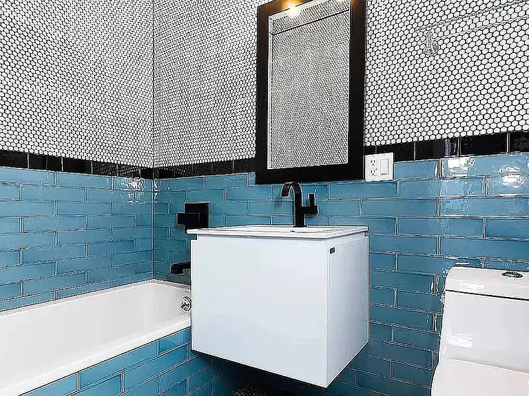 287 Harman St #3R — Photo 13