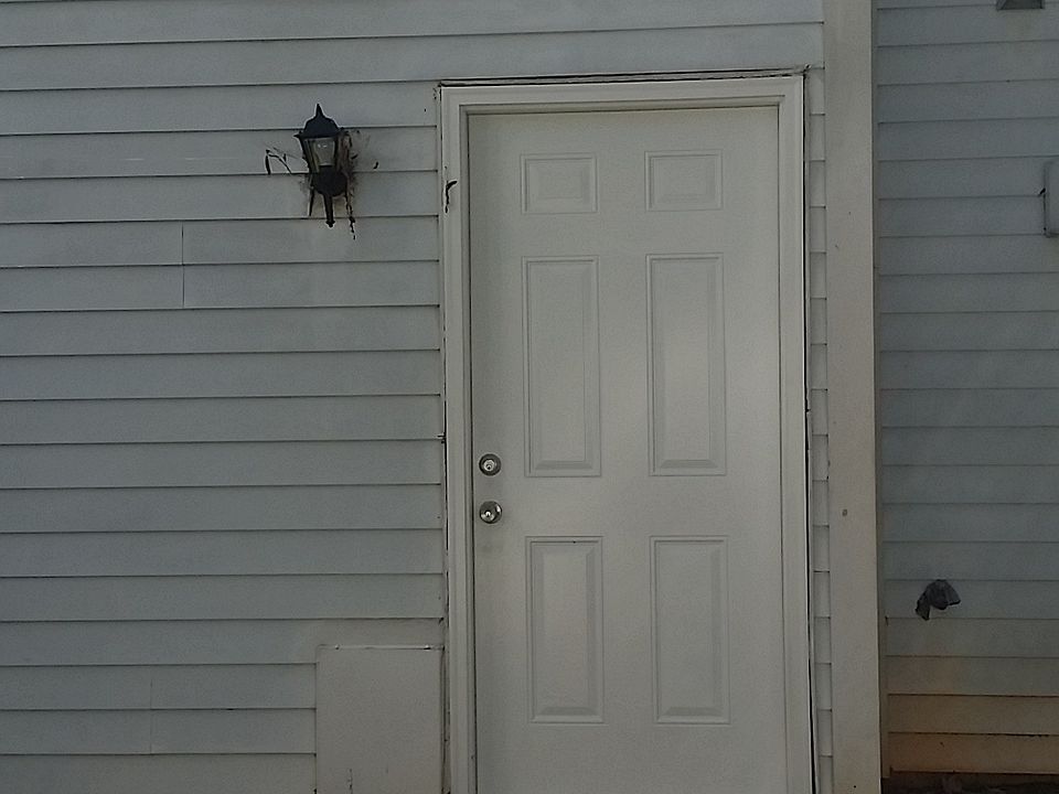 1st image of 7019 Stonington Ln