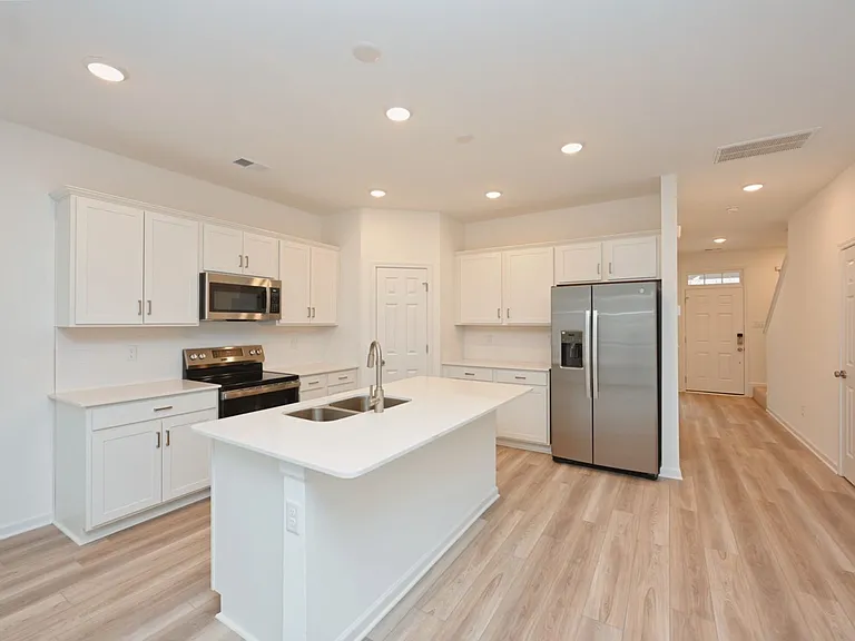 2900 Suzanne Landon Dr #E2 — Photo 18