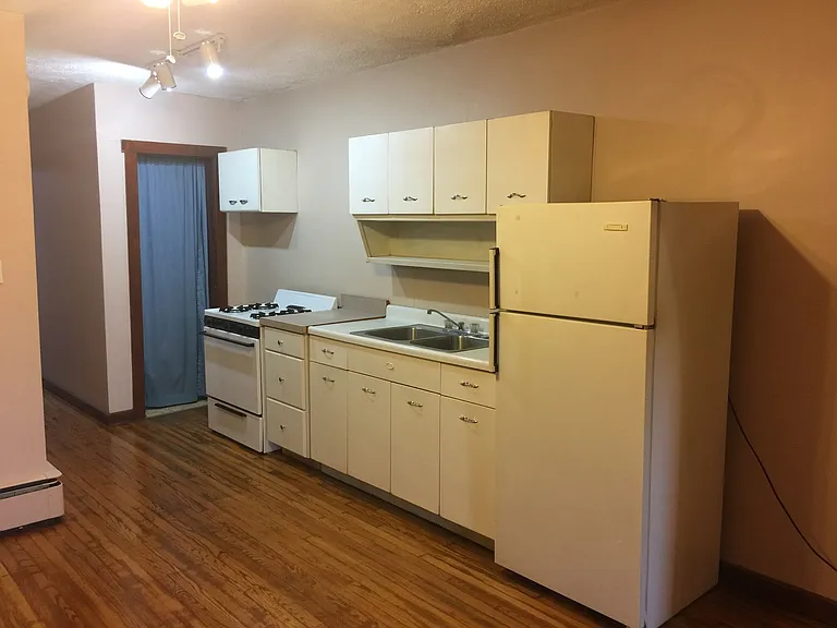 403 Hampshire St — Photo 4
