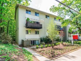 8614 Manchester Rd, Silver Spring, MD