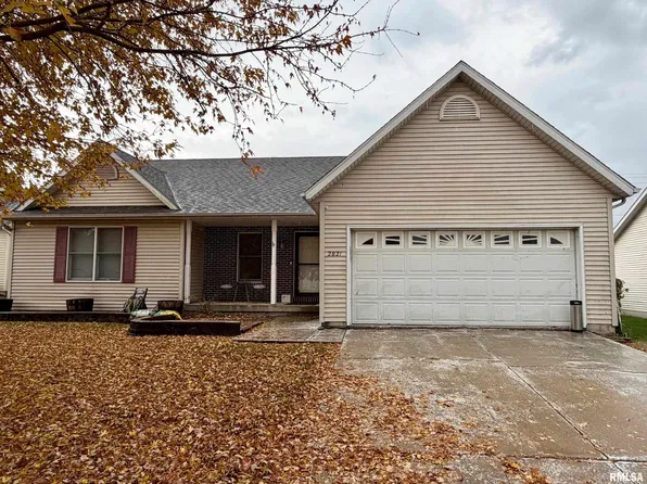 2821 Blackwater Blvd, Springfield, IL 62712