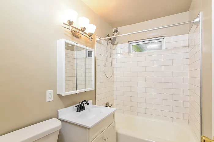 5115 Vincent Ave N — Photo 14
