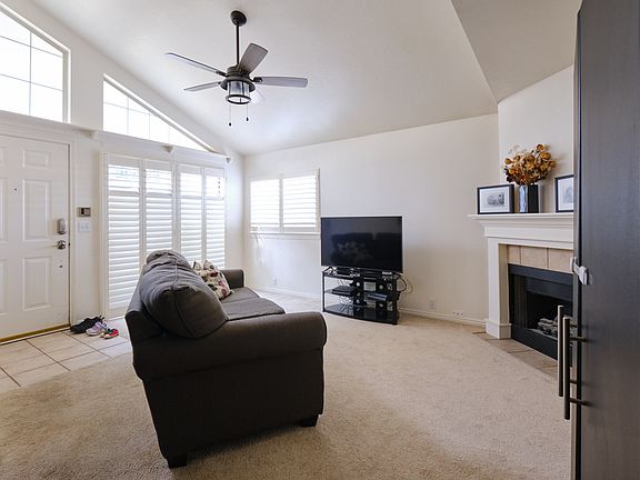 5th image of 650 S Main St APT 9106