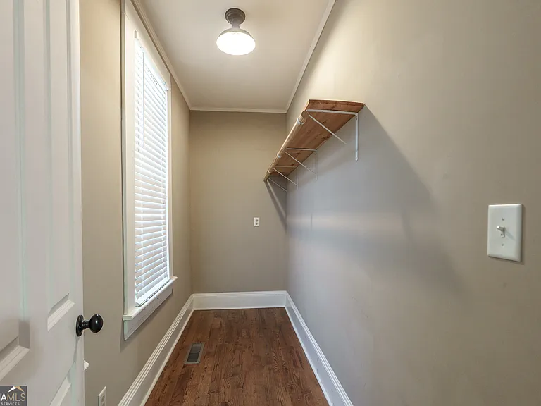 233 Alcovy St — Photo 18