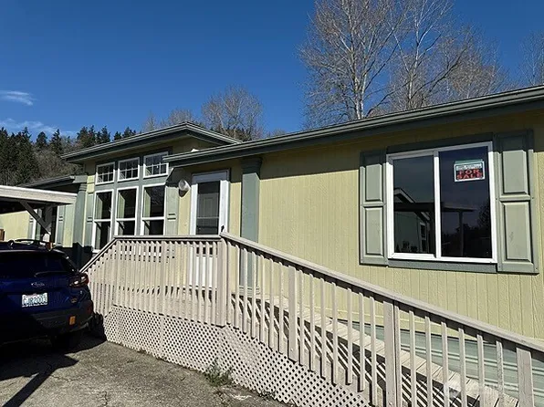 8519 37th St Ct E #63, Edgewood, WA 98354