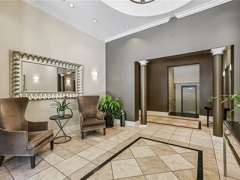 230 E Ponce De Leon Ave #221 — Photo 21