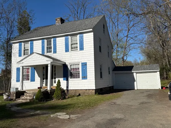 977 N Pleasant St, Amherst, MA 01002