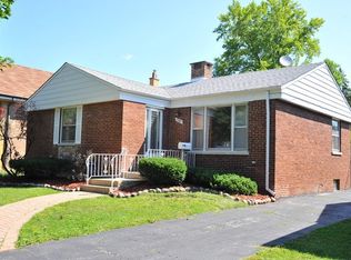 1541 Norfolk Ave, Westchester, IL 60154