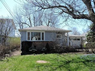 392 Frankhauser Rd, Amherst, NY 14221