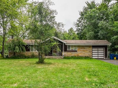 301 New Rd, East Amherst, NY, 14051