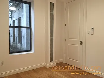 Rented by aptsandlofts.com