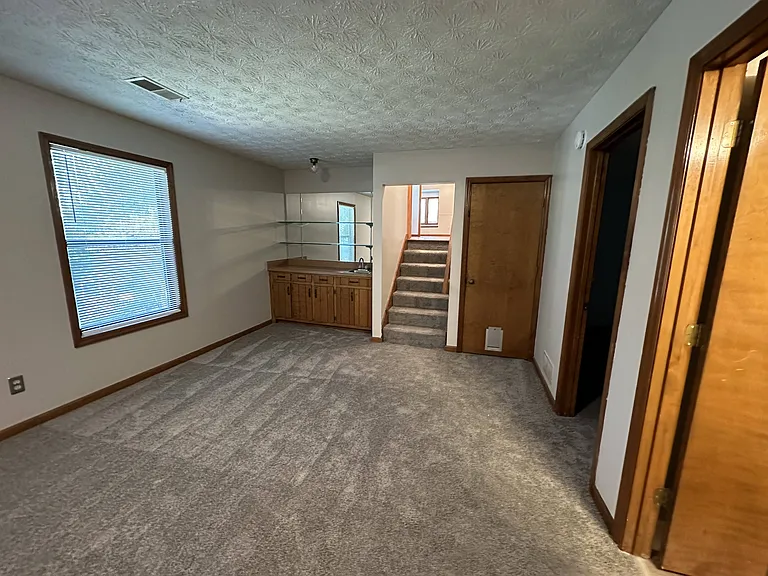 2175 Deep Woods Way — Photo 8
