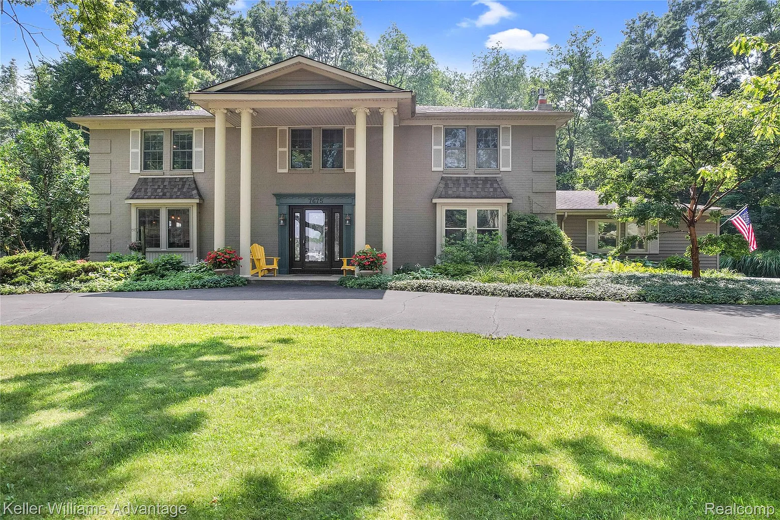 7675 Morningstar Ct photo 1