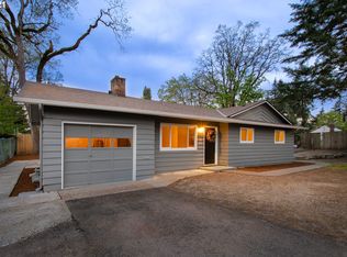 18805 Oatfield Rd, Gladstone, OR 97027