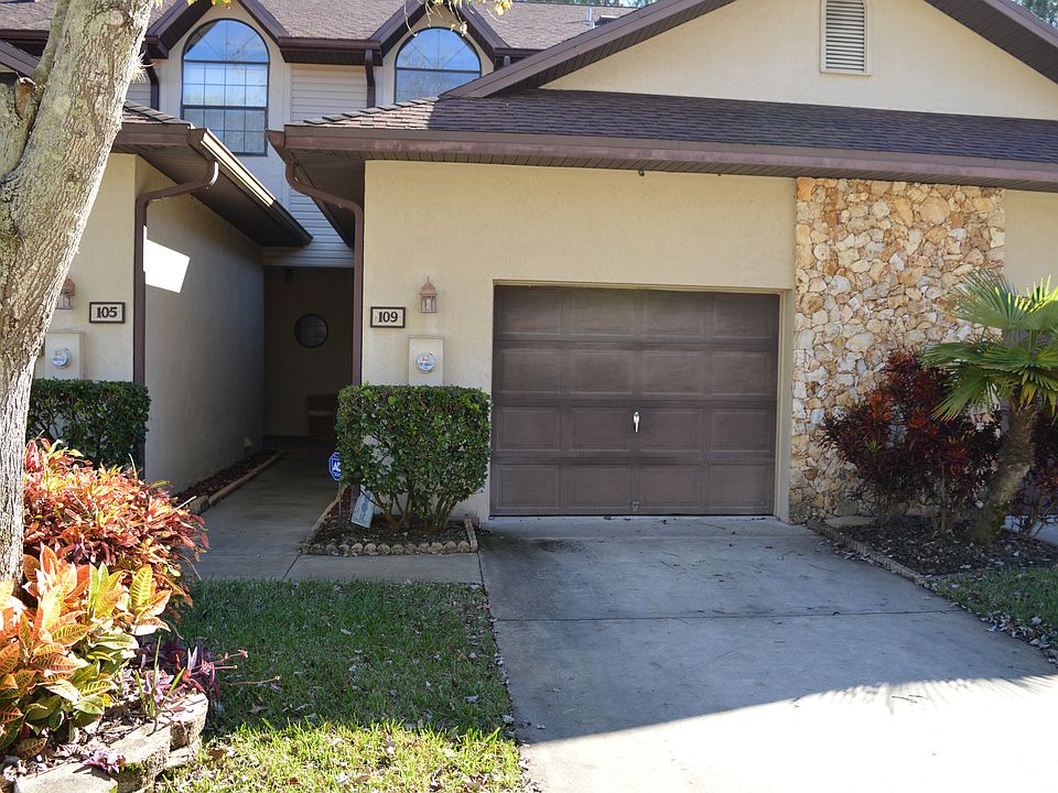 1st image of 109 Dovecote Ln