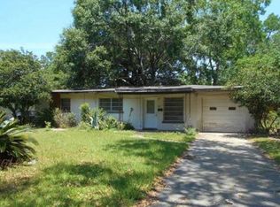 107 Saint Regis Dr, Pensacola, FL 32505