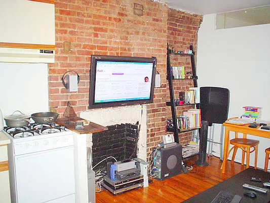 Rented by Chartwell Forest Hills Realty | media 1