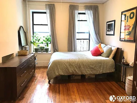 Rented by Oxford Property Group | media 52