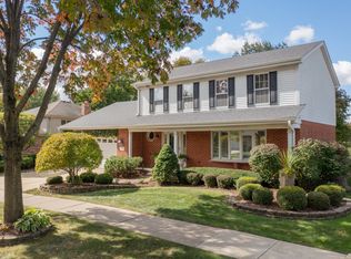 7216 Powell St, Downers Grove, IL 60516