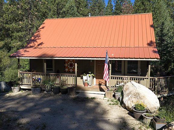2nd image of 70 Castle Mountain Dr