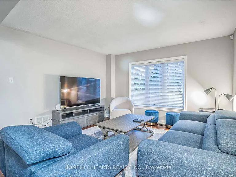 2360 Britannia Rd W #1 — Photo 7
