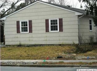 1 Westbrook Dr, Toms River, NJ 08757