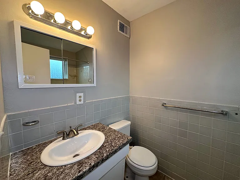 102 W Ida Ave #8 — Photo 8