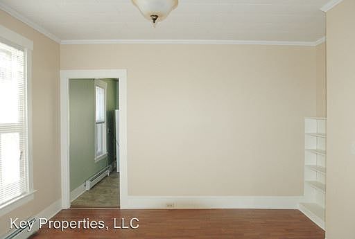2nd image of 70 Palm St