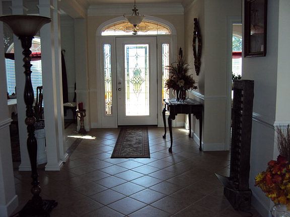 2nd image of 6106 Cottonwood Ln