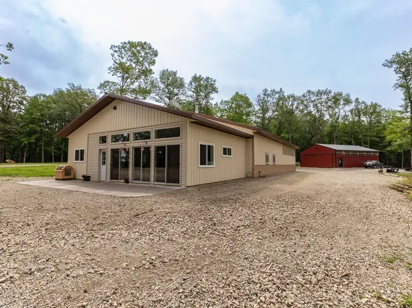 9005 80th Ave SE, Chatfield, MN 55923