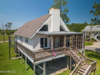 495 Prentiss Rd, Pass Christian, MS, 39571