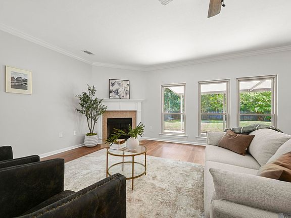 3rd image of 43236 Cypress Bend Ave