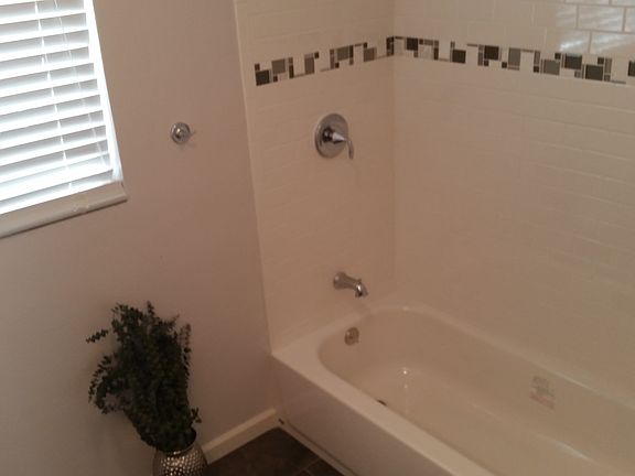 5th image of 3132 N Pershing Ave