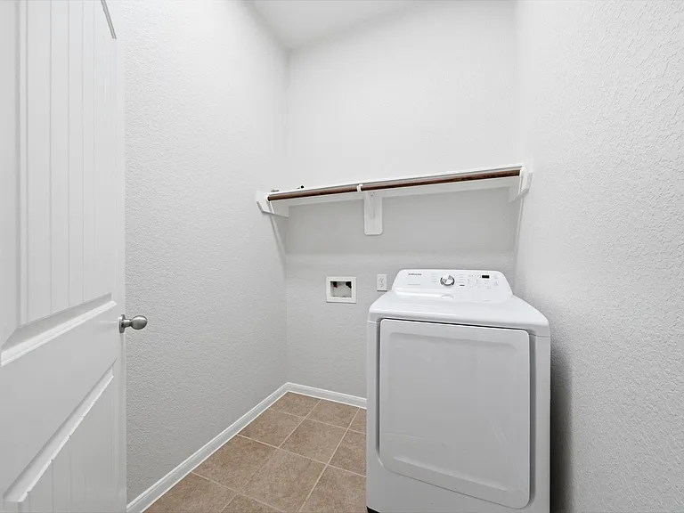 4207 Canterbury Park Ln — Photo 17