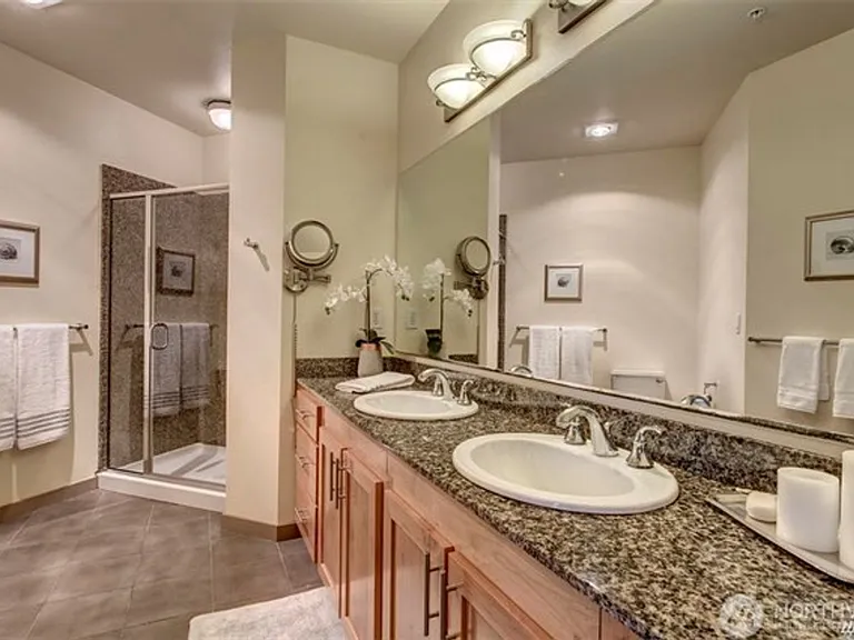 375 Kirkland Ave #325 — Photo 12