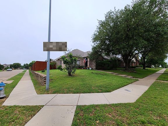 3rd image of 3900 Burnley Dr
