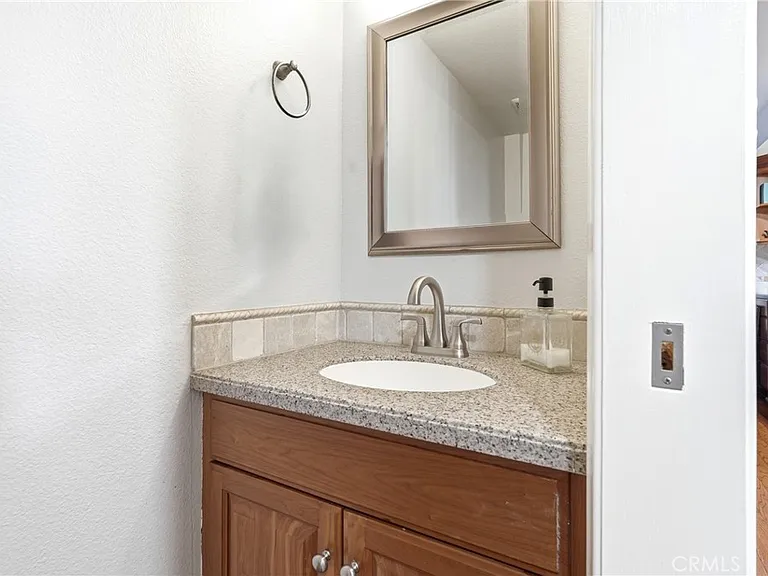 2235 El Capitan Dr — Photo 36